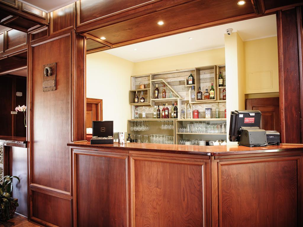 La Conac In Bucovina Hotel Гура Хуморулуй Екстериор снимка