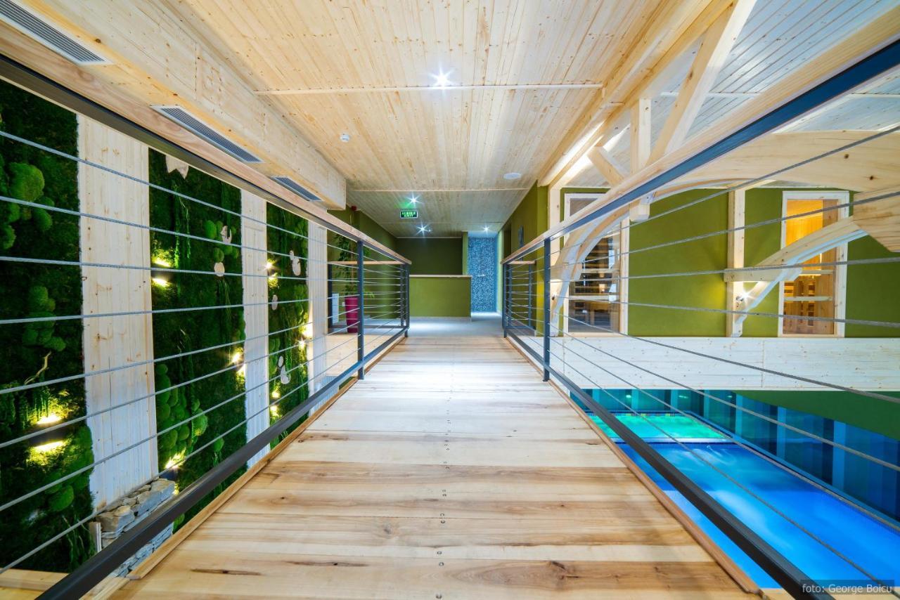 La Conac In Bucovina Hotel Гура Хуморулуй Екстериор снимка