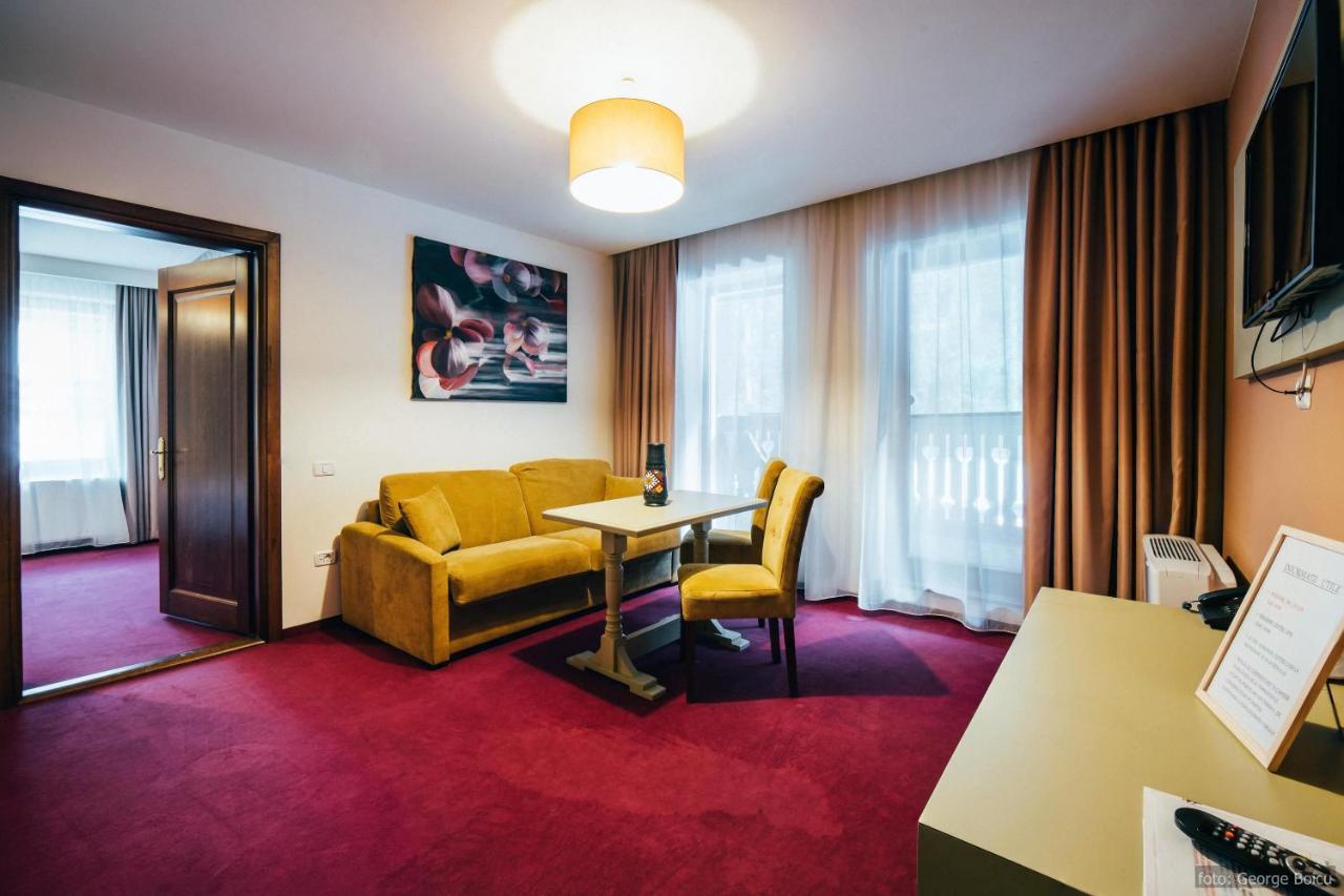 La Conac In Bucovina Hotel Гура Хуморулуй Екстериор снимка
