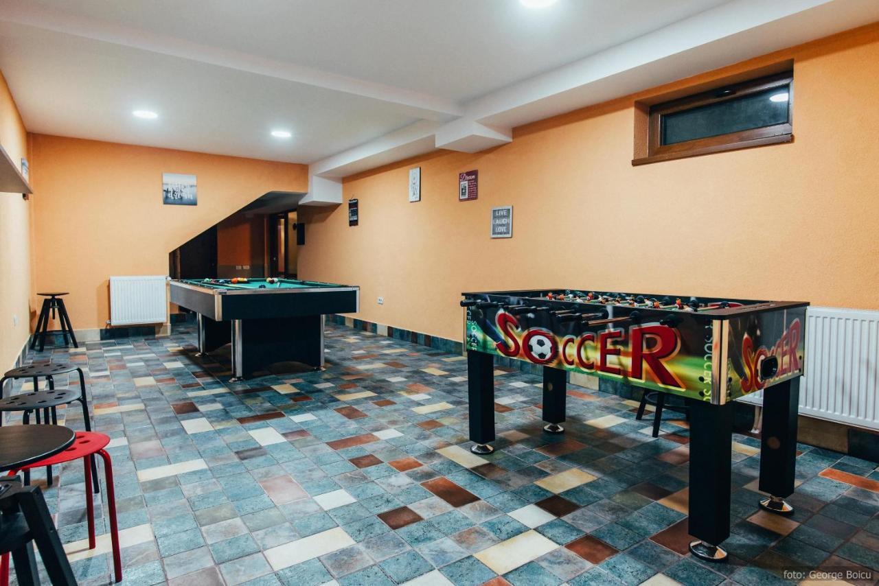 La Conac In Bucovina Hotel Гура Хуморулуй Екстериор снимка
