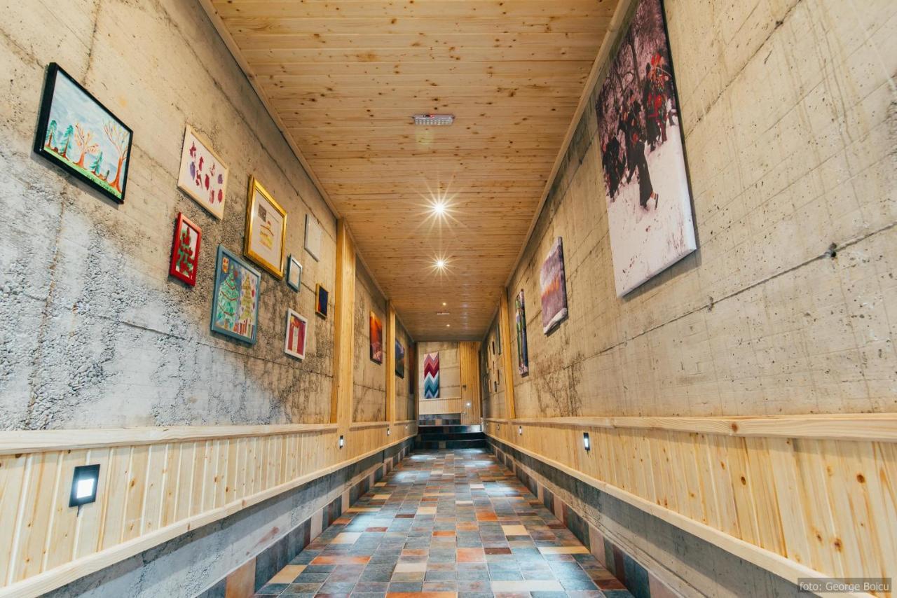 La Conac In Bucovina Hotel Гура Хуморулуй Екстериор снимка
