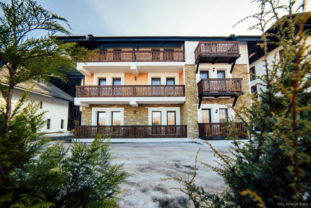 La Conac In Bucovina Hotel Гура Хуморулуй Екстериор снимка